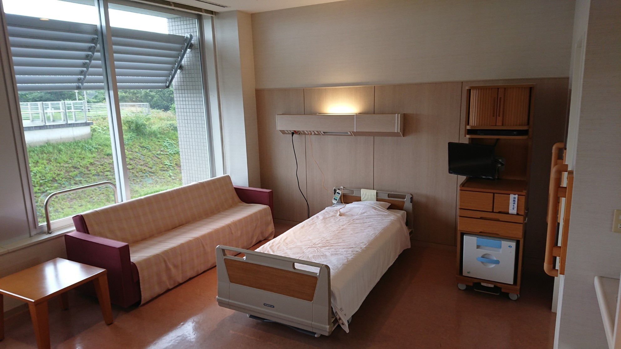 病室（有料個室3床）